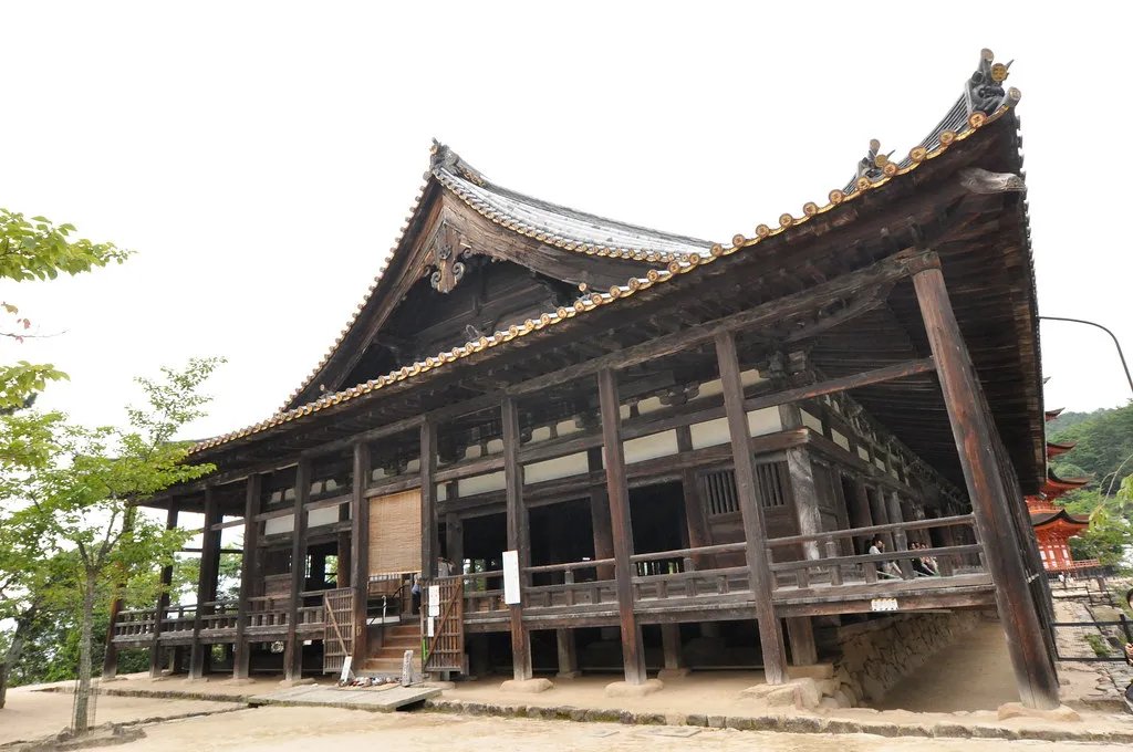 ⛩️ 도요쿠니 신사(센조카쿠) 이미지 1